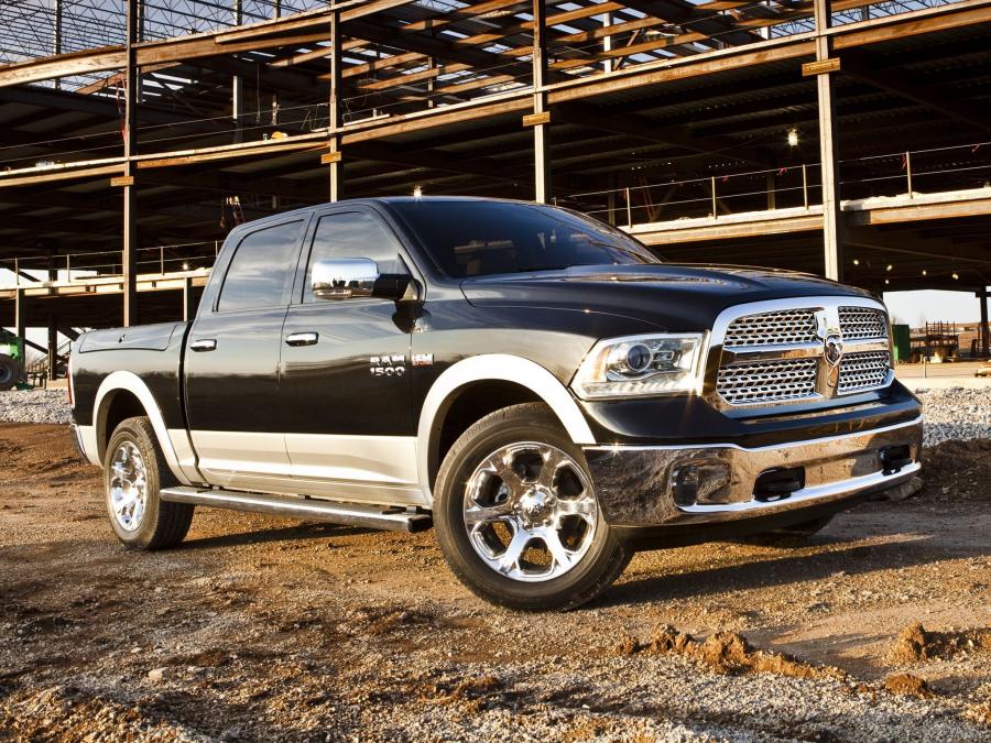  Dodge Ram 1500 Laramie Crew Cab 2012 года  (фото 22 из 30)